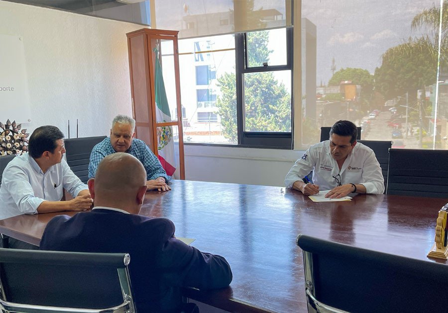 Firma SMT convenio con ICATEP en beneficio de operadores del transporte p&uacute;blico