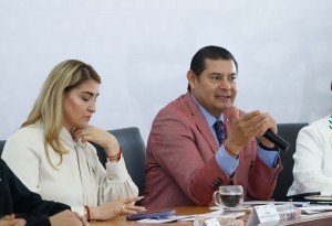 Armenta sacude la Fiscalía y al crimen