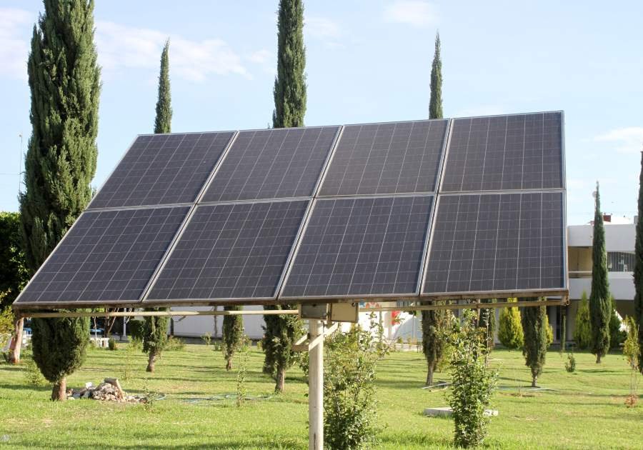 Instalarán paneles solares en escuelas públicas de Puebla