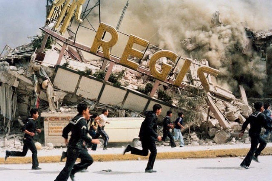 1985 o El fin del mundo ya pas&oacute;