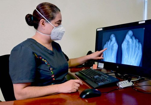 Dolor o inflamaci&oacute;n articular constante pueden ser s&iacute;ntomas de artritis reumatoide