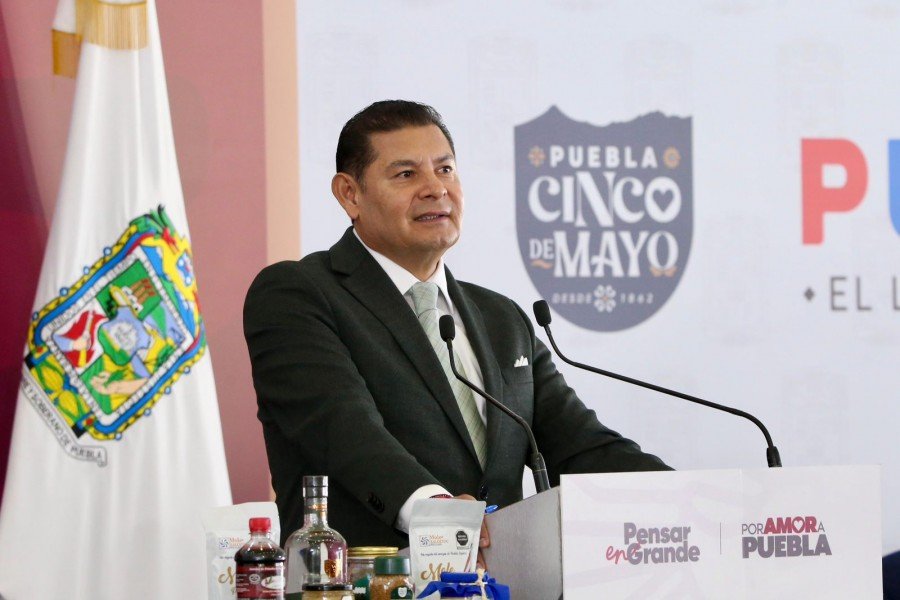 Sistema de transporte por cable, econ&oacute;mico, r&aacute;pido y protege el medio ambiente: Armenta Mier