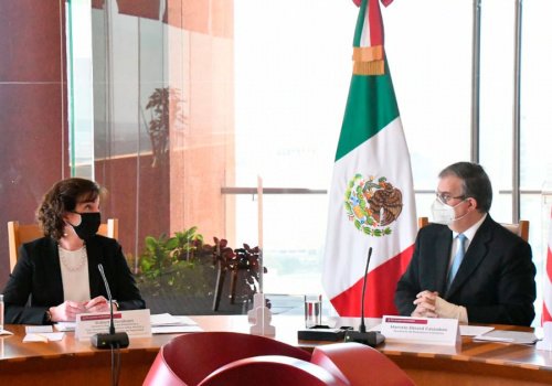 Establecen México y EU acuerdo para migración ordenada