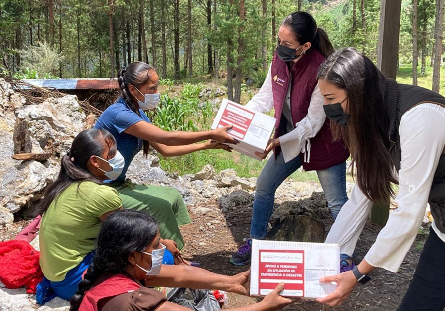 SEDIF entrega apoyos alimentarios