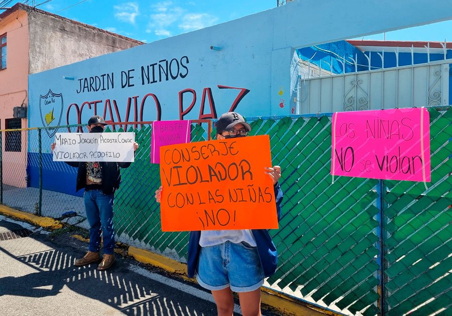 Padres de familia acusan a conserje de k&iacute;nder por abuso sexual