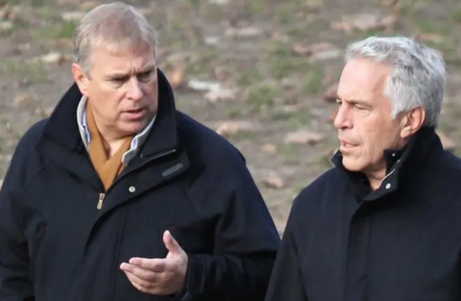 Arrestan al expríncipe Andrés de Inglaterra por supuestos vínculos con Jeffrey Epstein