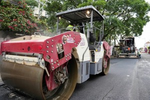Supervisa Pepe Chedraui avances del Tren Capitalino de Pavimentaci&oacute;n en avenida 16 de Septiembre