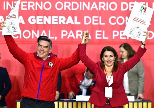 Alejandro Moreno asegura reelección en el PRI en medio de controversias legales