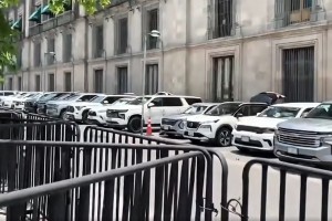 La presidenta habla. Su partido ha aprendido a no escuchar.