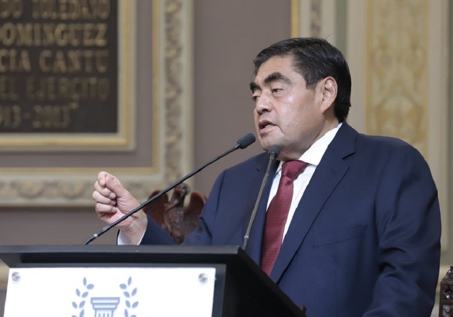 Miguel Barbosa Huerta 