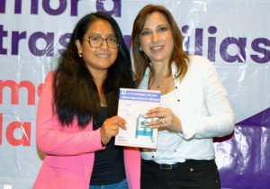 Promueve Ceci Arellano el cuidado de la salud y nutrición, entre jóvenes universitarias.