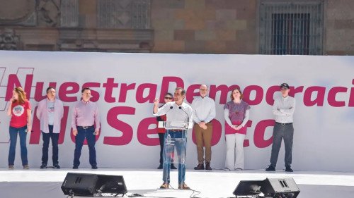 Marcha por la Democracia exhibió el pensamiento racista de millones de personas: AMLO