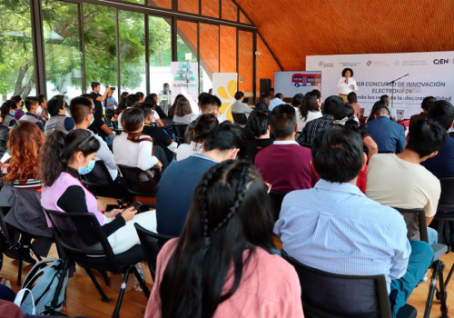 Define Agencia de Energ&iacute;a a finalistas del concurso "ElectroHack"