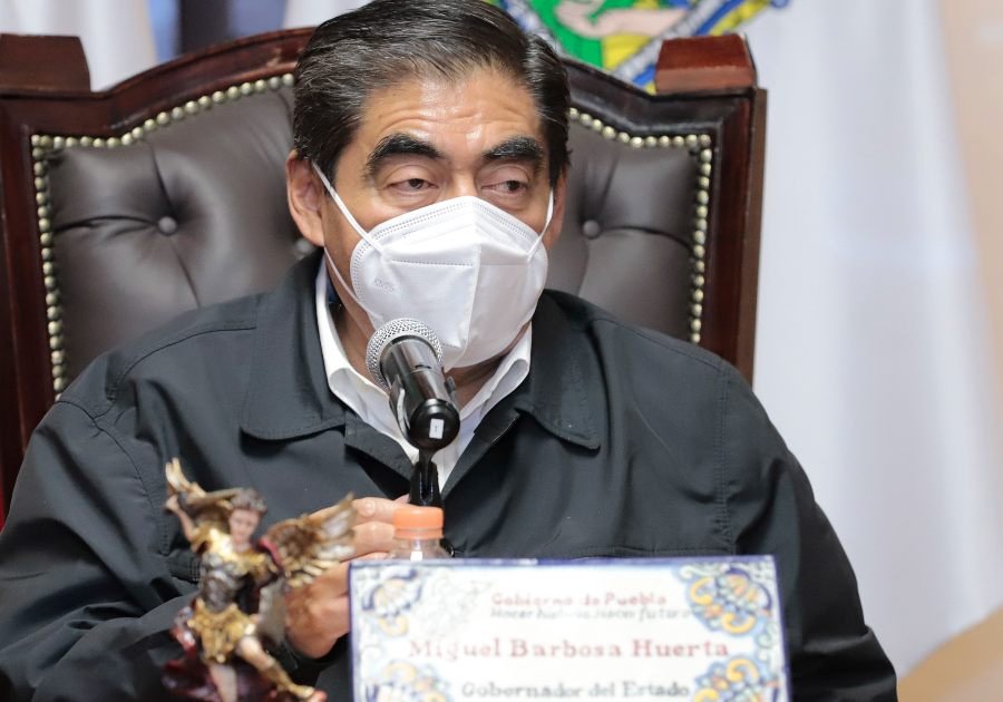 Con votos se ganar&aacute; dirigencia de Morena, recuerda Barbosa