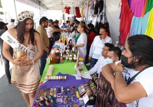 Impulsa SEDIF economía regional a través de Centros de Capacitación