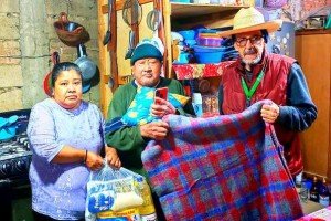 Gobierno de Texmelucan contin&uacute;a llevando apoyo a grupos vulnerables