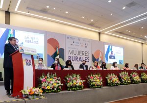 Con programas especiales e inversi&oacute;n de 2 mmdp, Gobierno de Puebla empodera a mujeres rurales: MBH