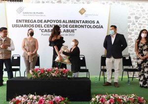 Atiende SEDIF necesidades alimentarias de personas adultas mayores
