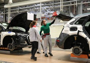 Crece producción manufacturera en Puebla: Economía