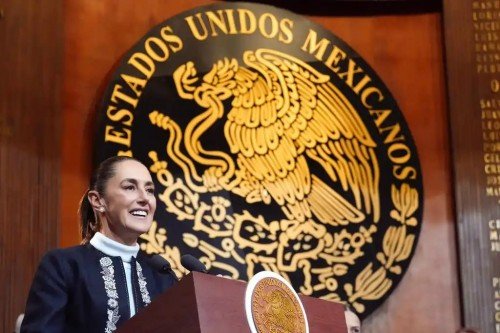 Sheinbaum afirma que la Cuarta Transformaci&oacute;n recuper&oacute; esencia Constituci&oacute;n 1917 en aniversario