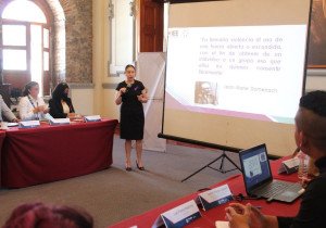 Capacitan en Ayuntamiento de Puebla contra violencia pol&iacute;tica hacia mujeres