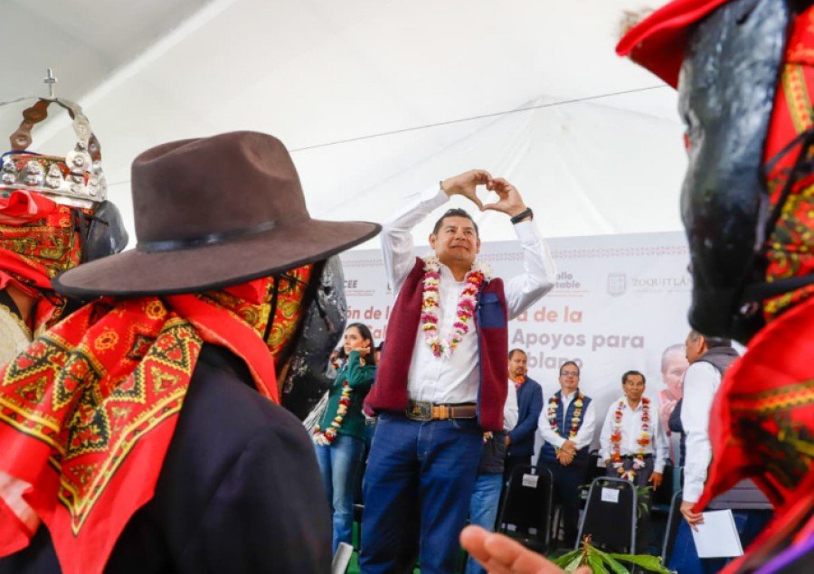 Gobierno de Puebla reforesta Zoquitlán con frutales y fortalece riqueza comunitaria