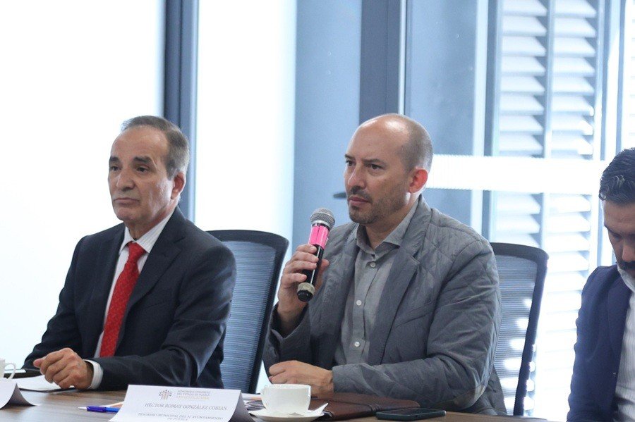 Avala Comisión del Congreso Ley de Ingresos del Municipio de Puebla y autorización para comodato del Paseo Bravo