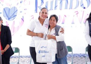 Continúa Lupita Cuautle con entrega de apoyos alimentarios a familias sanandreseñas