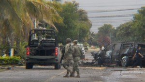 Explosi&oacute;n de coche bomba en Michoac&aacute;n deja v&iacute;ctimas; FGR y Marina intervienen