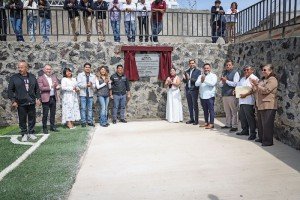 Fortalece Omar Mu&ntilde;oz infraestructura educativa en San Lorenzo Almecatla