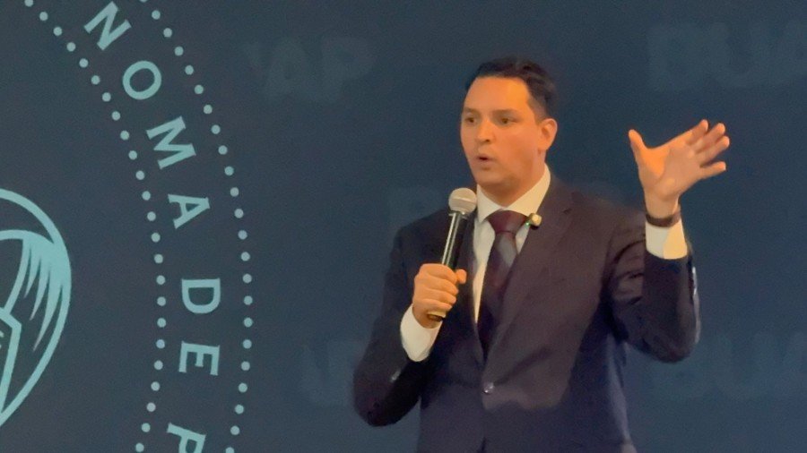 Ministro acusa irresponsabilidad de la Corte anterior