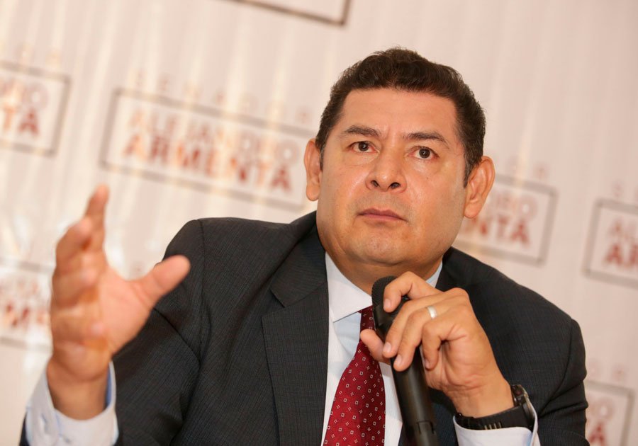 Barbosa regres&oacute; la estabilidad a Puebla, reconoce Armenta