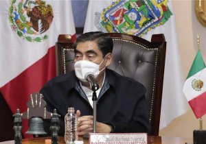 Descarta Barbosa diálogo con maestros que golpearon a servidores