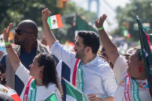 Brillan poblanos en NY y Los &Aacute;ngeles en festejos de Independencia