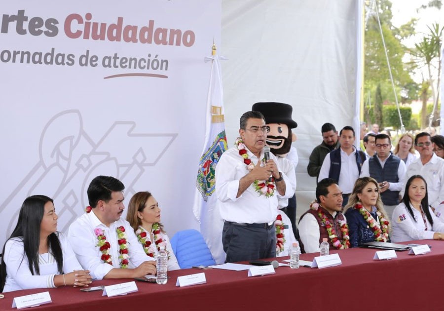 Gobierno Estatal, al servicio de las y los poblanos: Sergio Salomón
