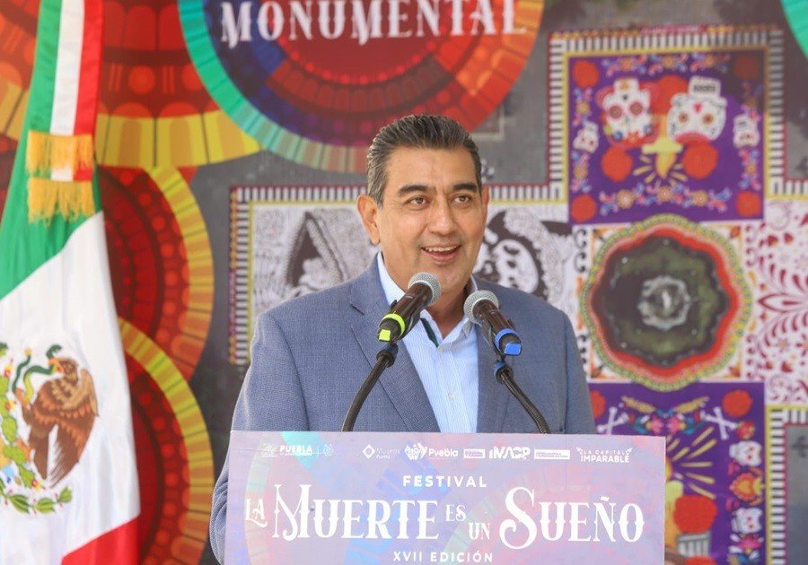 Con municipios, gobierno estatal fortalece identidad y tradiciones poblanas