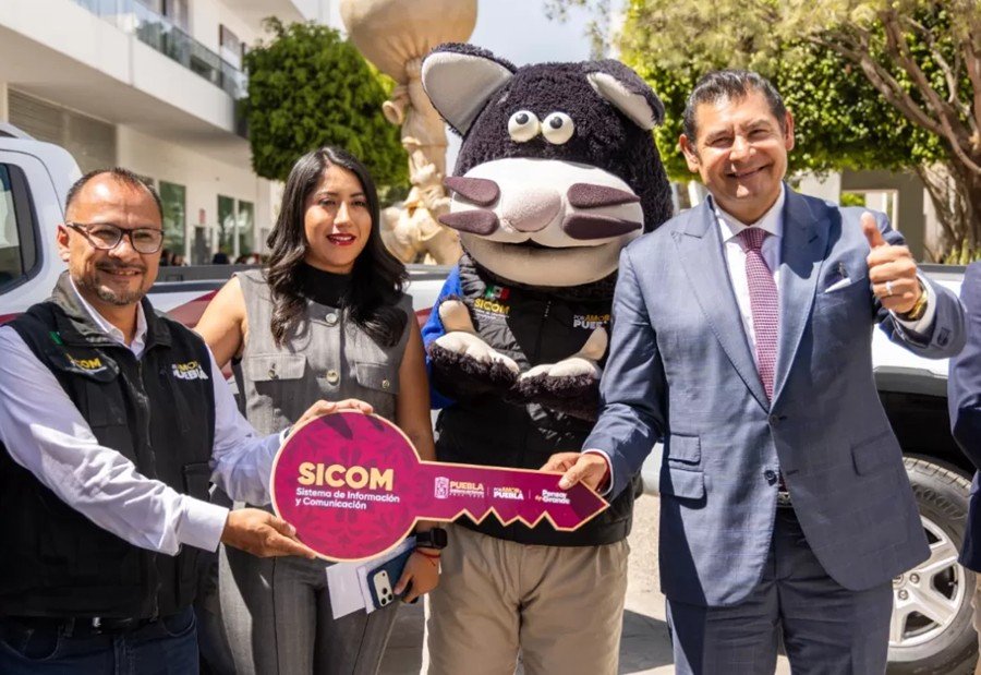 Sicom, m&aacute;quina de medios