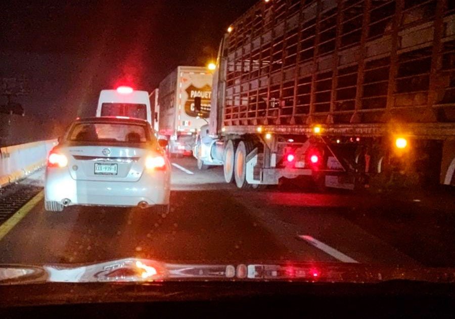Por fuga de gas cierran la autopista Puebla-M&eacute;xico
