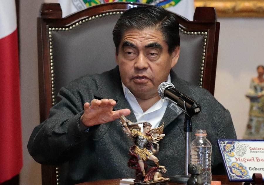 Pide Barbosa investigar extorsiones de Pacheco Tabe en gobierno interino