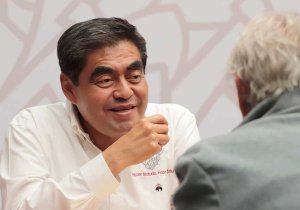 En Martes Ciudadano del gobernador, poblanas gestionan ampliar su negocio de comida mexicana