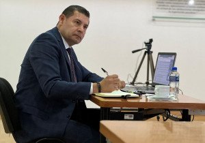 Presentó el senador Armenta el cuarto capítulo de su doctorado en el INAP