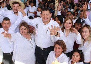 Más de 20 mil comerciantes de Tepeaca se reúnen con Armenta