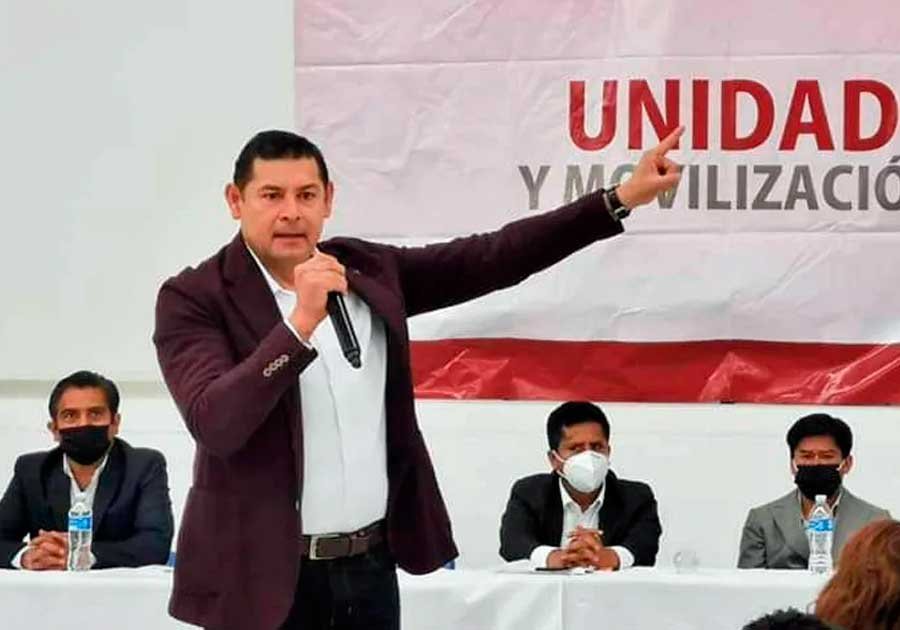 Faltó humildad y experiencia para sacar Reforma Eléctrica: AAM