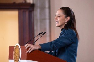 Contin&uacute;a discusi&oacute;n sobre la regulaci&oacute;n de plataformas digitales y redes sociales para que ni&ntilde;as, ni&ntilde;os y adolescentes conozcan el impacto de su uso excesivo: Claudia Sheinbaum
