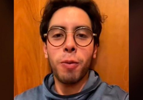 Abandona Harvard para intentar volver con su ex novia