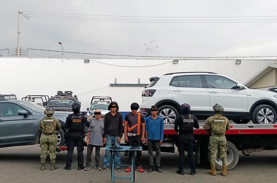 En acci&oacute;n contra el robo de veh&iacute;culo, fueron detenidos cuatro hombres