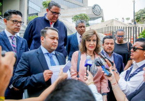Presenta frente opositor denuncia contra Eukid Castañón