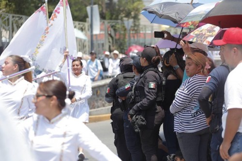 En completa tranquilidad concluye desfile conmemorativo de la Batalla de Puebla