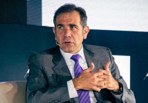 Autoritarismo no resolverá los problemas sociales: Córdova