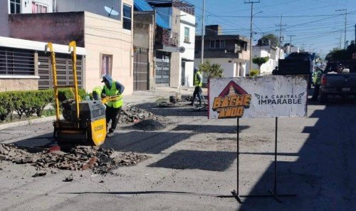 Campaña Capitalina Bacheando Puebla: avanza trabajos en 25 vialidades